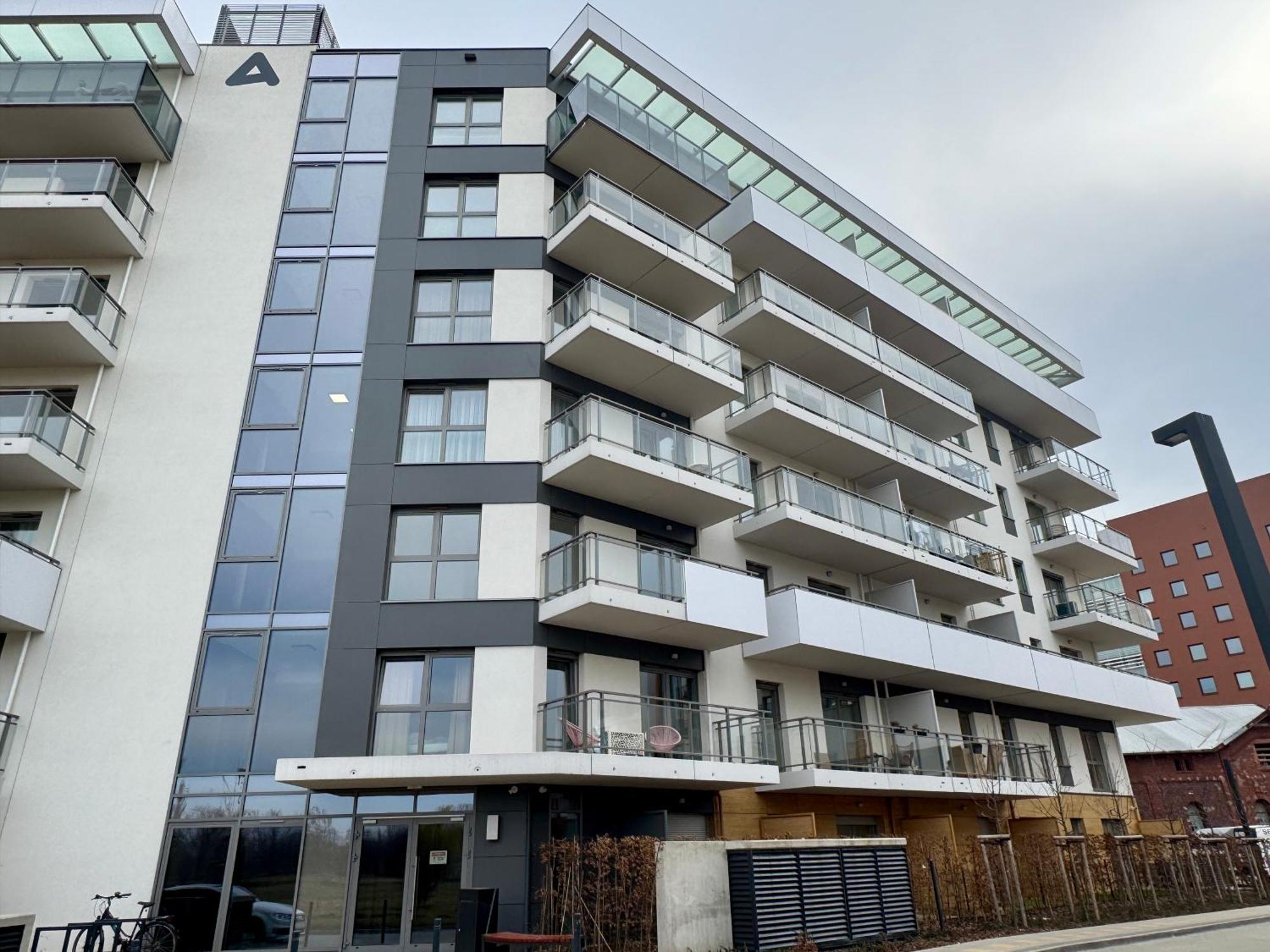 Apartamenty-Wroc Central Park - Wroclaw — Photos 1